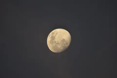 Moon Craters 4K Wallpaper · space · 3840×2560