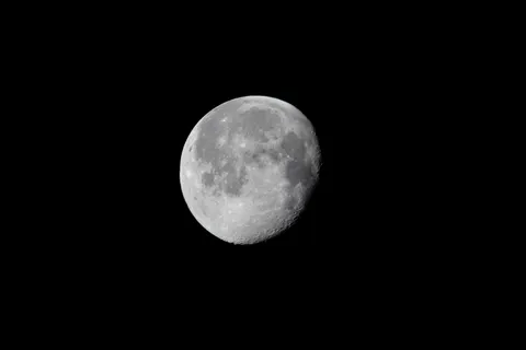 Moon Craters 4K Wallpaper · space · 3840×2560