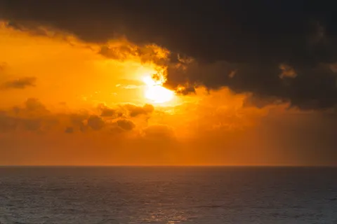 Ocean Sunset 4K Wallpaper · ocean · 3840×2560