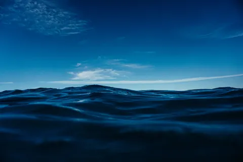 Papel de parede Azul Profundo 4K · underwater · 3840×2560