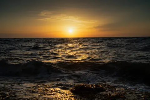 Papel de parede Pôr do Sol no Oceano 4K · ocean · 3840×2560