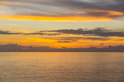 Papel de parede Pôr do Sol no Oceano 4K · ocean · 3840×2560