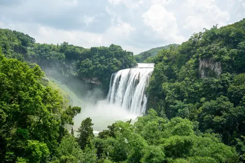 Hình nền Thác Nước Rừng Rậm 4K · waterfall · 3840×2561