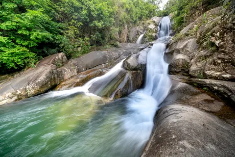 Sfondo Cascata di Seta 4K · waterfall · 3840×2560