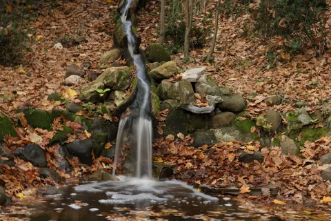 Silky Waterfall 4K Wallpaper · waterfall · 3840×2560