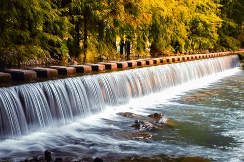 Silky Waterfall 4K Wallpaper · waterfall · 3840×2560