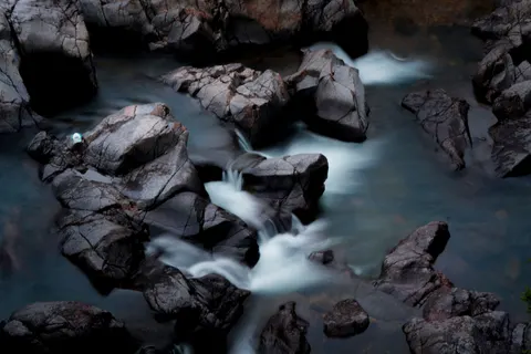 Silky Waterfall 4K Wallpaper · waterfall · 3840×2560