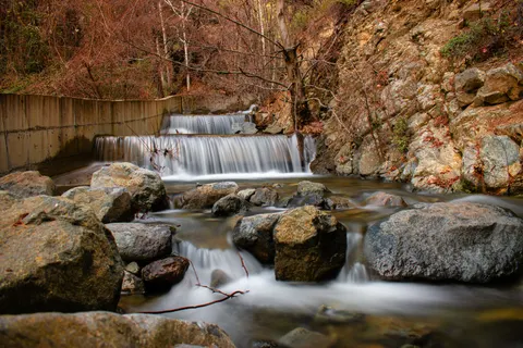 Silky Waterfall 4K Wallpaper · waterfall · 3840×2560