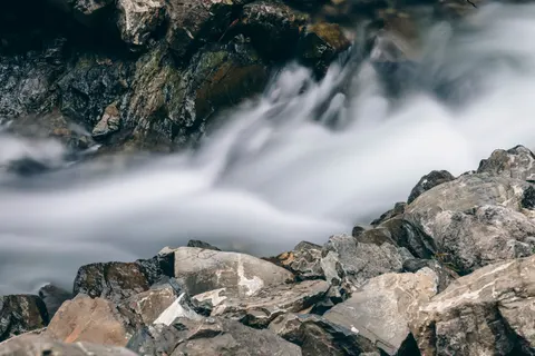 Sfondo Cascata di Seta 4K · waterfall · 3840×2560