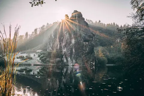 Misty Mountain Lake 4K Wallpaper · nature · 3840×2560