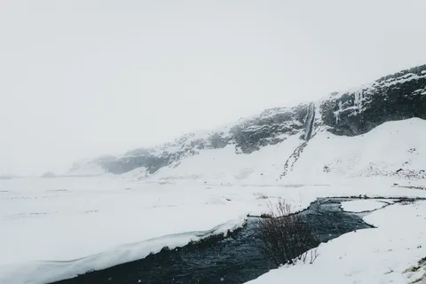 والپیپر آبشارهای ایسلند با کیفیت 4K · waterfall · 3840×2560