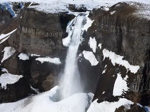 والپیپر آبشارهای ایسلند با کیفیت 4K · waterfall · 3840×2880