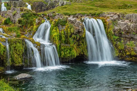 والپیپر آبشارهای ایسلند با کیفیت 4K · waterfall · 3840×2560