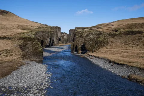 Iceland Falls 4K Wallpaper · waterfall · 3840×2562