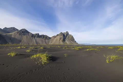 Black Sand Beach 4K Wallpaper · travel · 3840×2561