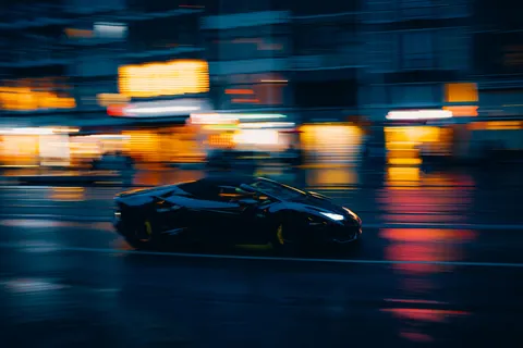 Auto bei Nacht 4K Hintergrundbild · cars · 3840×2560