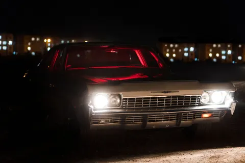 रात में कार 4K वॉलपेपर · cars · 3840×2560