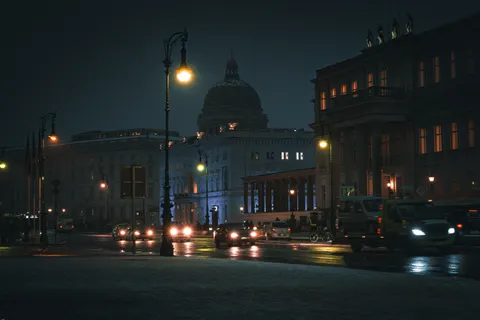Car at Night 4K Wallpaper · cars · 3840×2560