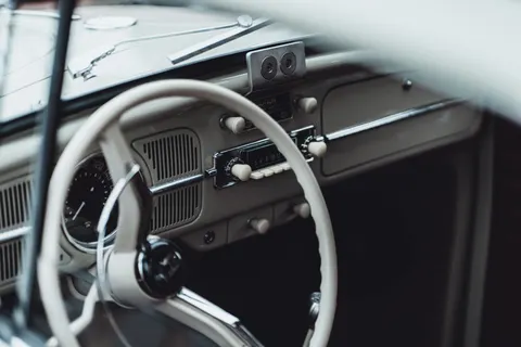 Fondo de pantalla Interior de Auto 4K · cars · 3840×2560