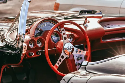 자동차 실내 4K 배경화면 · cars · 3840×2560