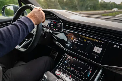 Wallpaper Interior Mobil 4K · cars · 3840×2560