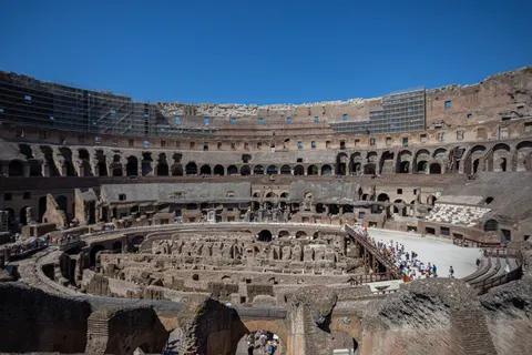 Colosseum 4K Wallpaper · travel · 3840×2560