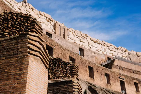 Colosseum 4K Wallpaper · travel · 3840×2561