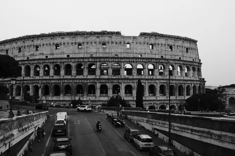 Papel de parede Coliseu 4K · travel · 3840×2560