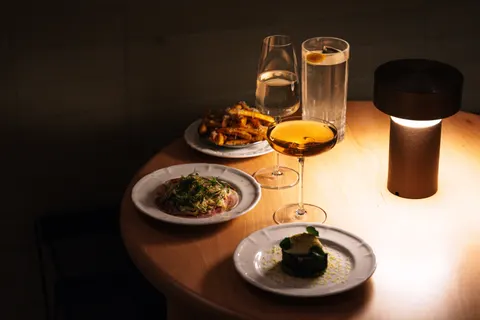 Table Still Life 4K Wallpaper · food · 3840×2560
