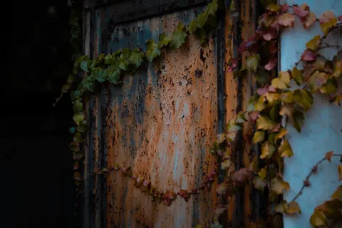 Rusty Metal 4K Wallpaper · textures · 3840×2560