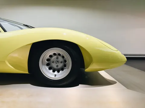 والپیپر خودرو اسپرت با کیفیت 4K · cars · 3840×2880