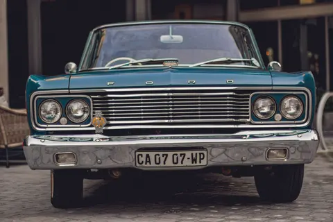 經典老爺車 4K桌布 · cars · 3840×2560