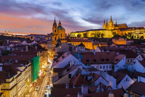 Papel de parede Cidade 4K · city · 3840×2563