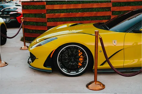超級跑車 4K桌布 · cars · 3840×2561