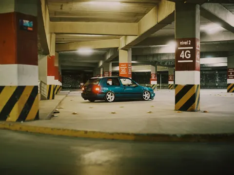 Car at Night 4K Wallpaper · cars · 3840×2880