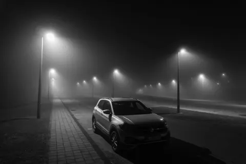 Gece Araba 4K Duvar Kağıdı · cars · 3840×2560