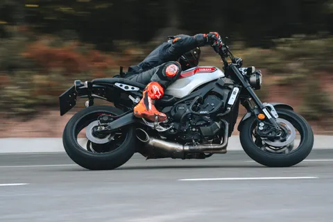 Motorcycle 4K Wallpaper · cars · 3840×2560