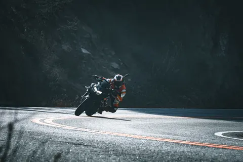Fond d'écran Moto 4K · cars · 3840×2560