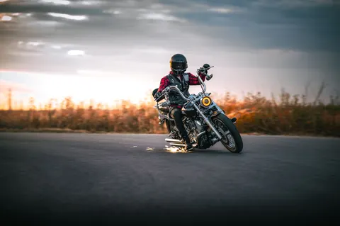 मोटरसाइकिल 4K वॉलपेपर · cars · 3840×2555