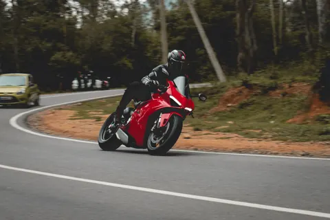 Motorcycle 4K Wallpaper · cars · 3840×2560