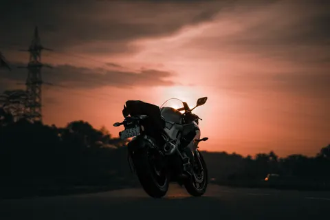 Motorfiets 4K-achtergrond · cars · 3840×2560