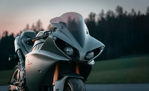 Fond d'écran Moto 4K · cars · 3840×2357