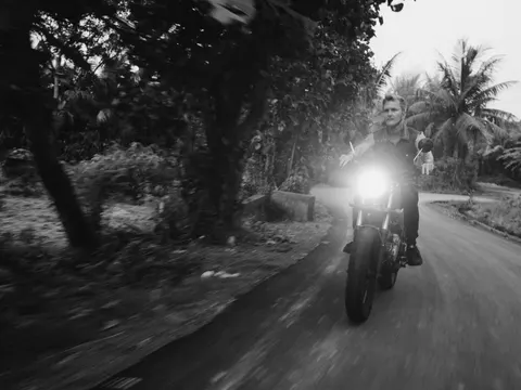 Sfondo Motocicletta 4K · cars · 3840×2880