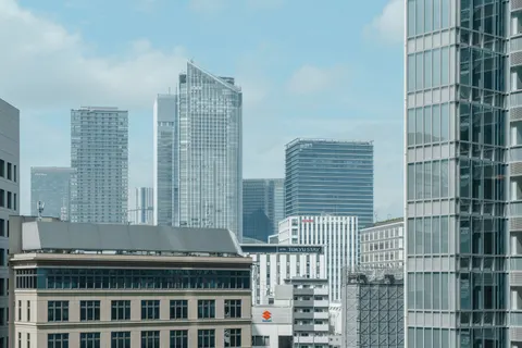 都市 4K壁紙 · city · 3840×2561