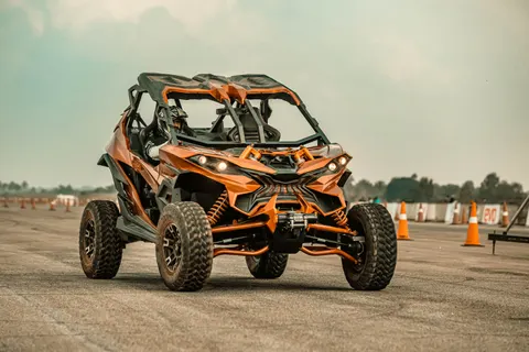 Fond d'écran Tout-terrain 4K · cars · 3840×2560
