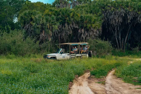 Off-Road 4K Wallpaper · cars · 3840×2561