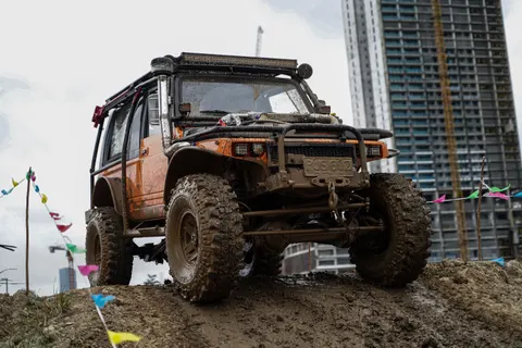 Off-Road 4K Wallpaper · cars · 3840×2560