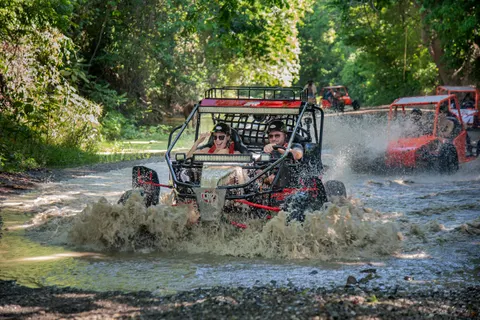 Off-Road 4K Wallpaper · cars · 3840×2563