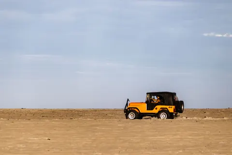 Fond d'écran Tout-terrain 4K · cars · 3840×2560
