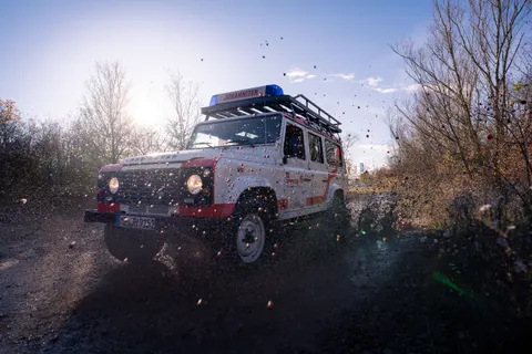 Off-Road 4K Wallpaper · cars · 3840×2560